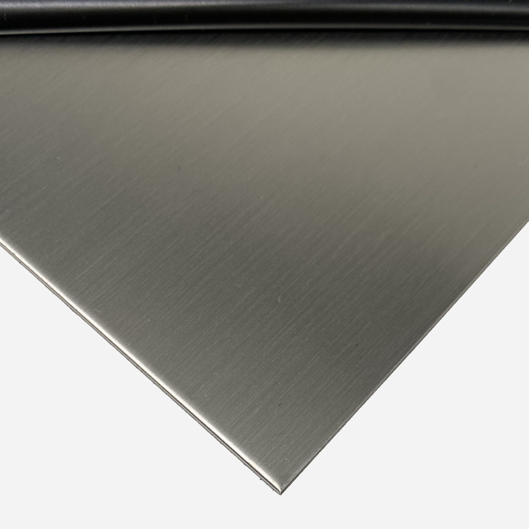 Lamiera in acciaio inox Aisi 304/304L satinata scotch brite 1,0x750x750 mm con pvc